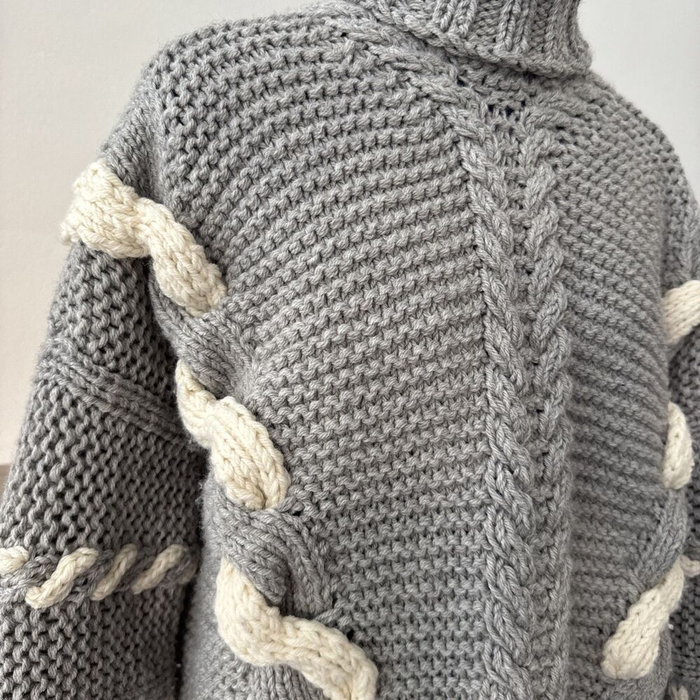 The Knotty Ones Barbora Turtleneck Sweater Womens M Dove Grey Wool Handmade $528 - Picture 6 of 8